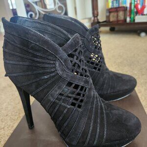 Elie Tahari Bria Bootie, Designer Size 7